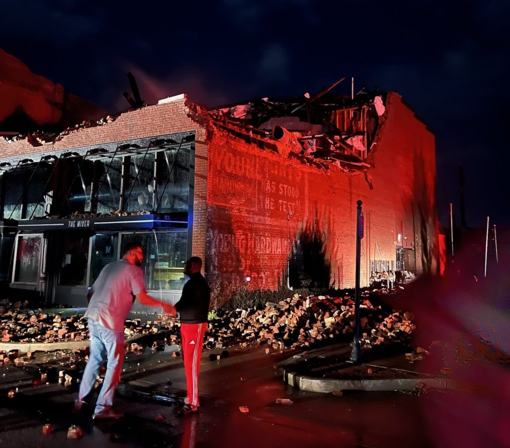 Historic Downtown Hopkinsville Buildings Take Brunt of Friday Night Storms - Vimarsana News