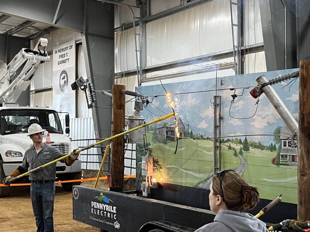 Christian County Youth Learn Ag Safety Tips (w/PHOTOS) - Vimarsana News