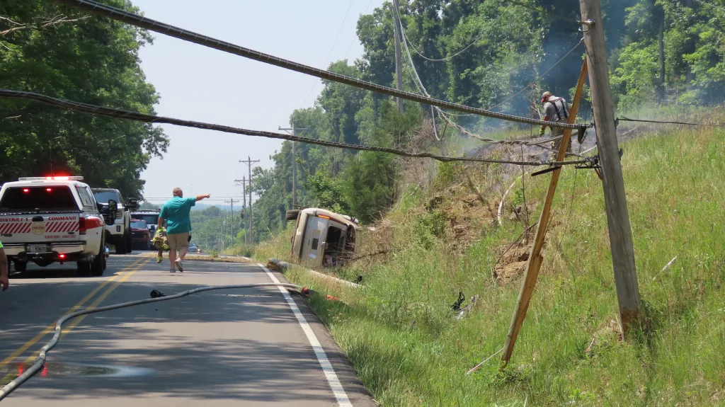 Woman Flown To Hospital After Dawson Springs Road Crash - Vimarsana News
