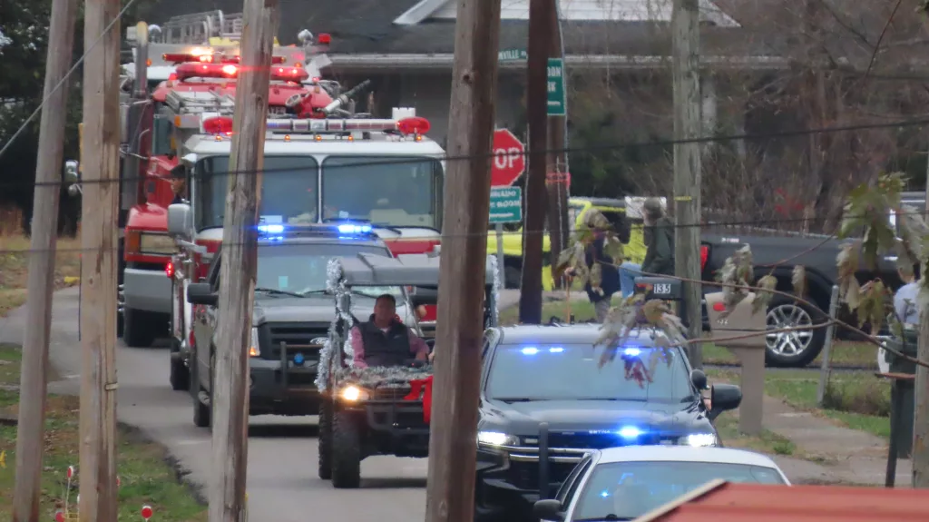PHOTOS Crofton Christmas Parade WKDZ Radio