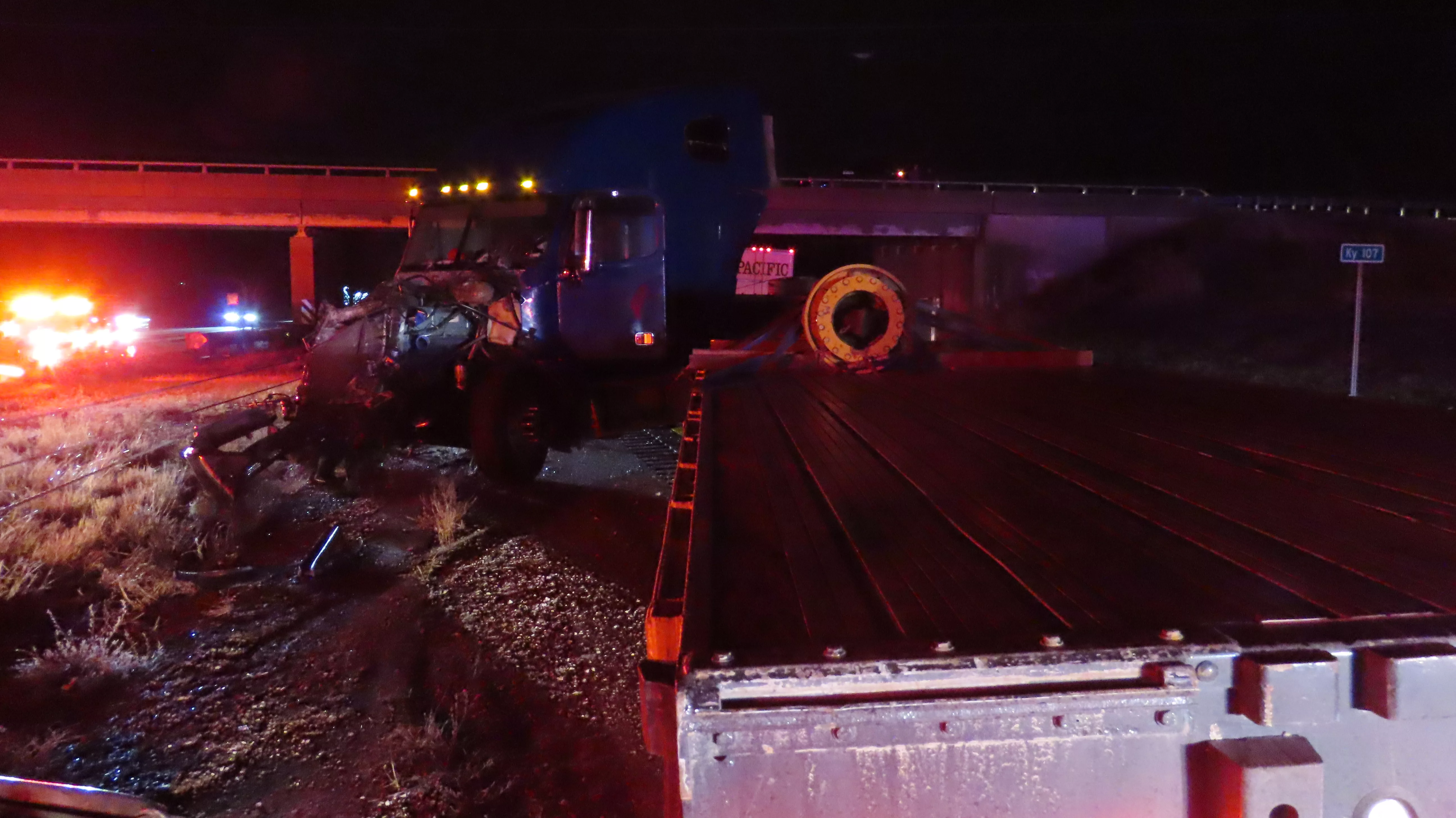 Woman Injured In Interstate 24 Tractor-Trailer Crash | WKDZ Radio