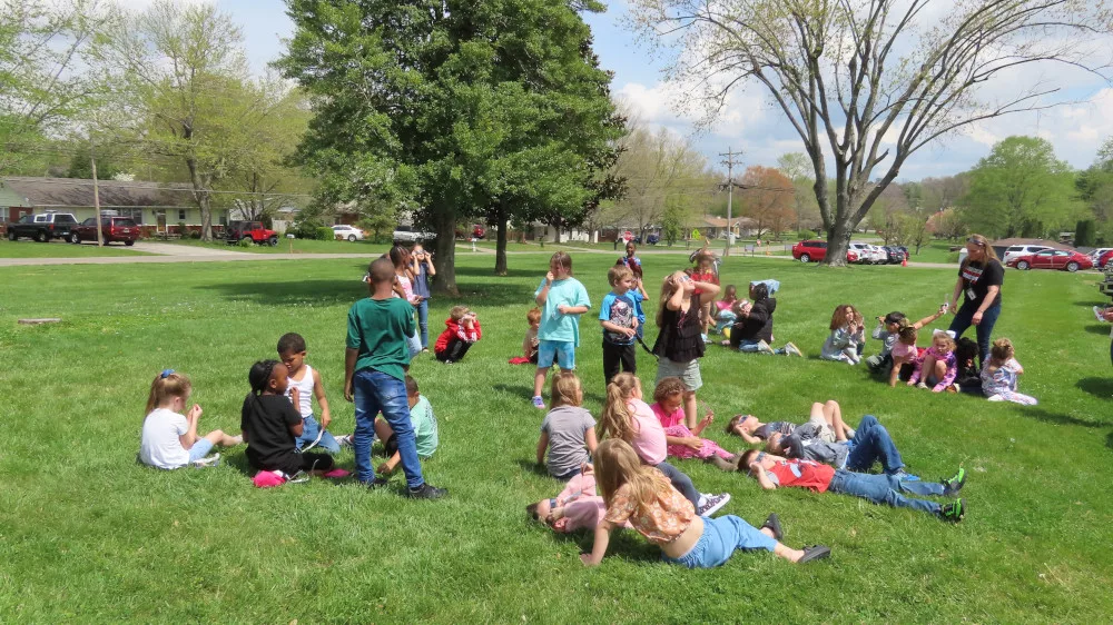 Students From Millbrooke Elementary School Watch The 2024 Solar Eclipse ...