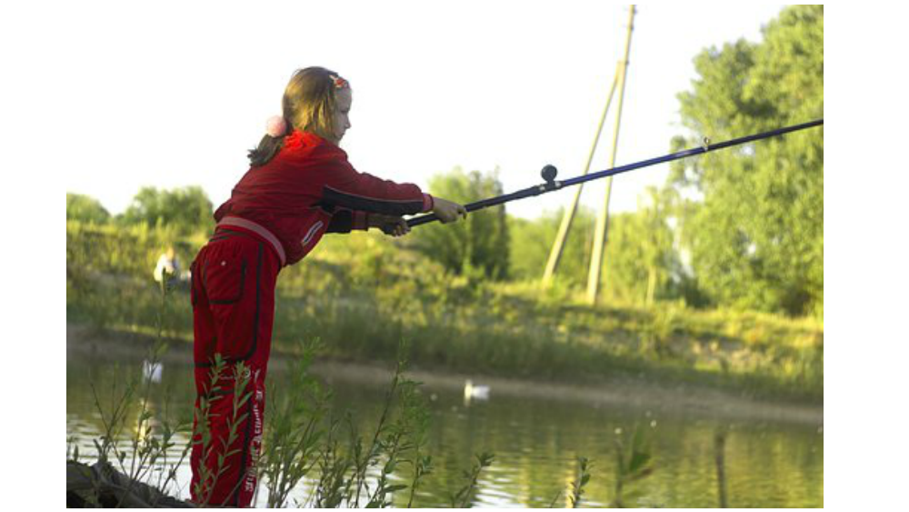 child-fishing