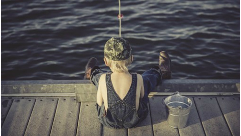 boy-fishing