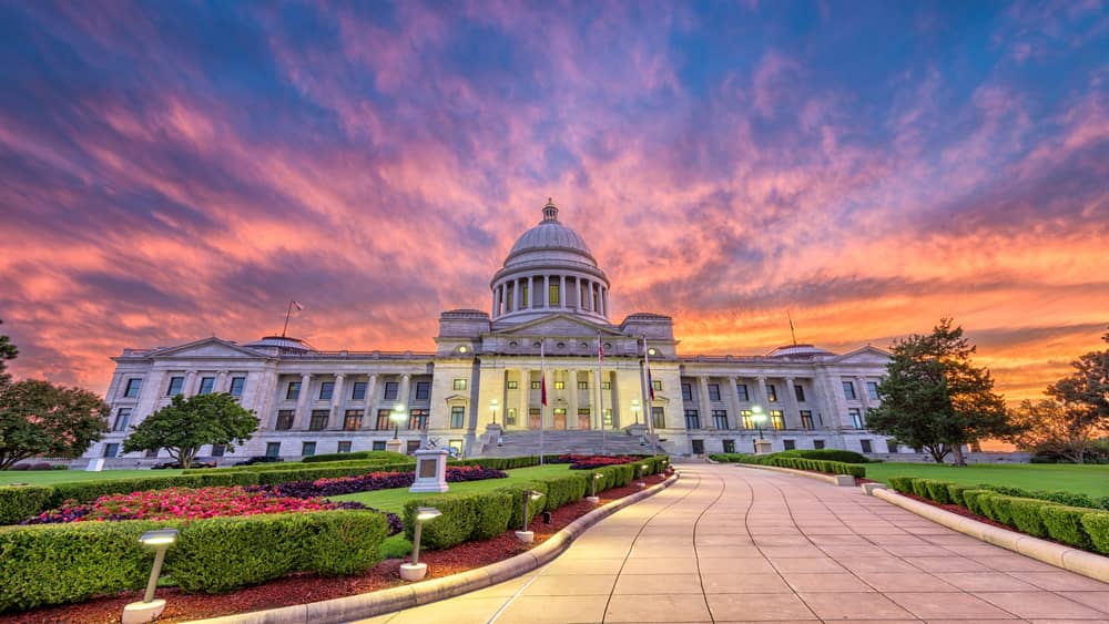 arkansas-state-capitol-in-little-rock-arkansas-usa