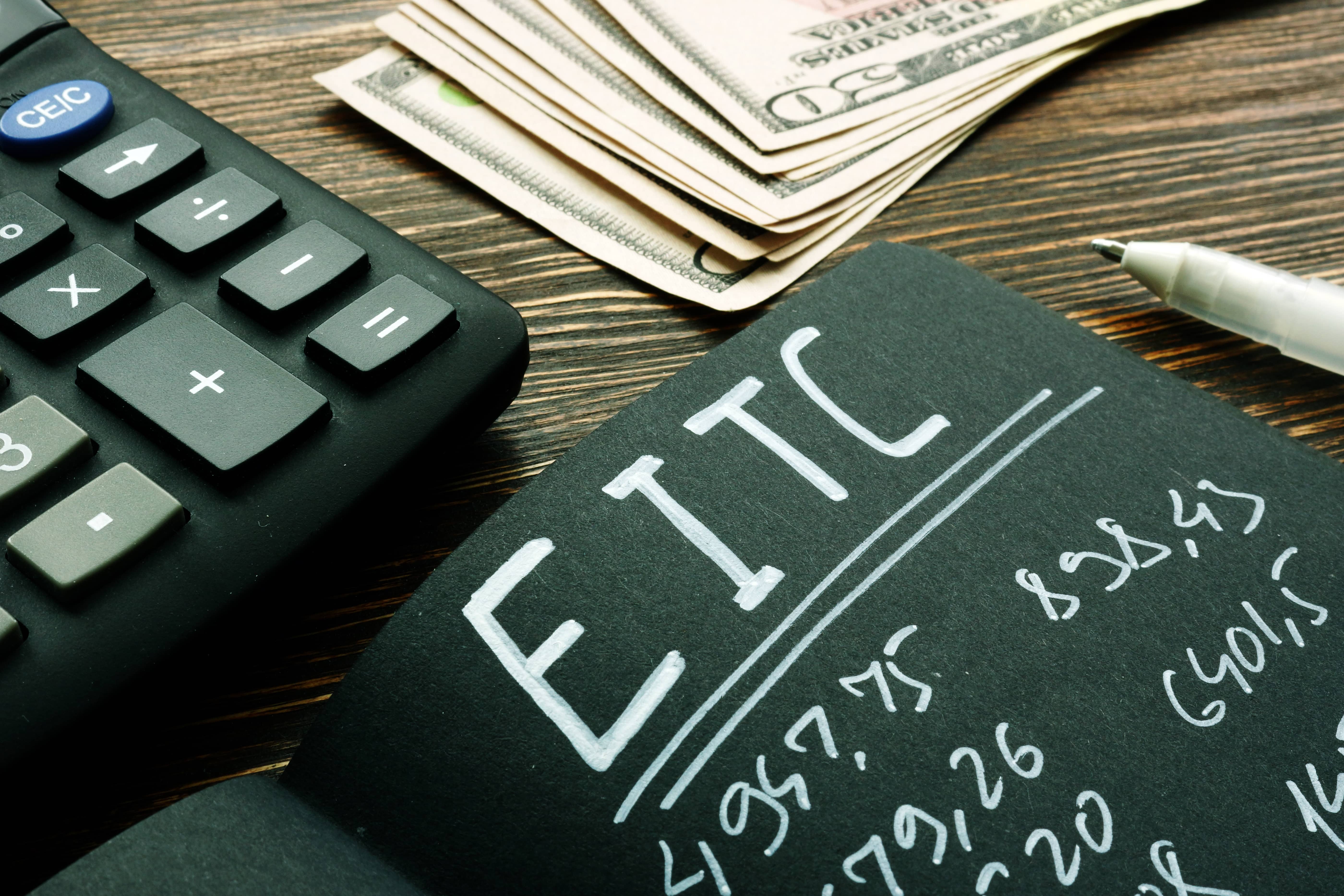 eitc-earned-income-tax-credit-calculations-on-the-page