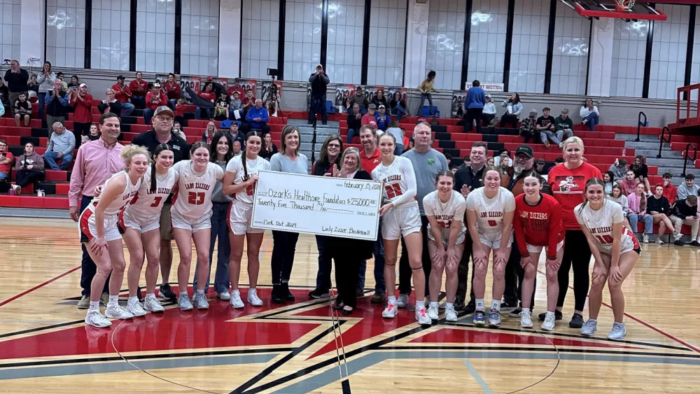 Lady Zizzer Pink Out Raises 25,000 E Communications