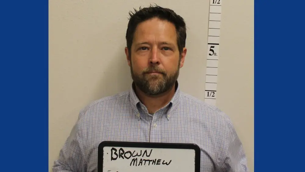 brown-17