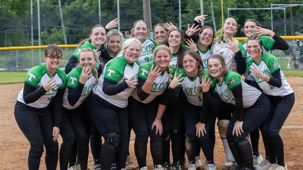 cats-softball-2