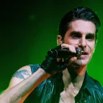 shutterstock_11240379228478