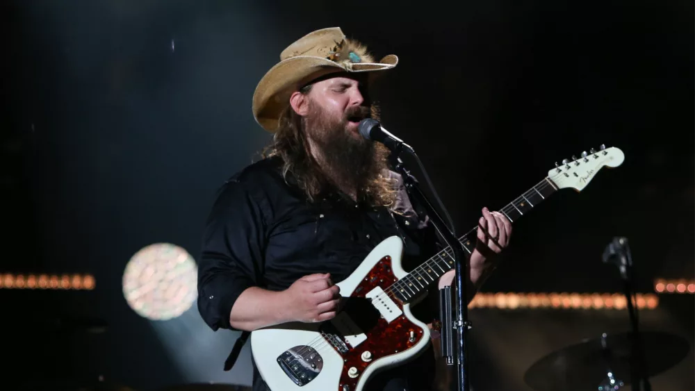 Chris Stapleton shares new song 'White Horse' from upcoming LP 'Higher' - Vimarsana News