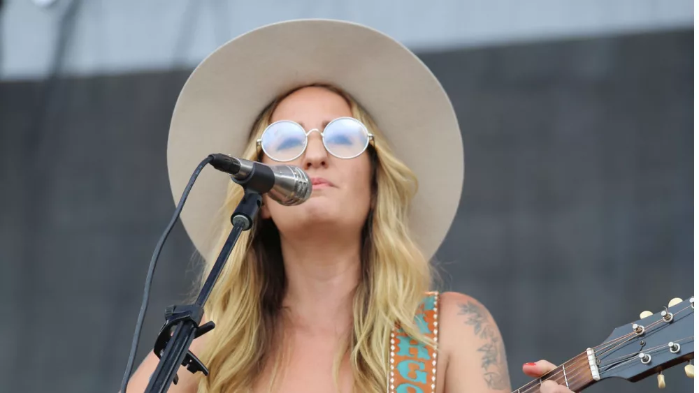 Margo Price shares new music from upcoming album 'Strays II' - Vimarsana News