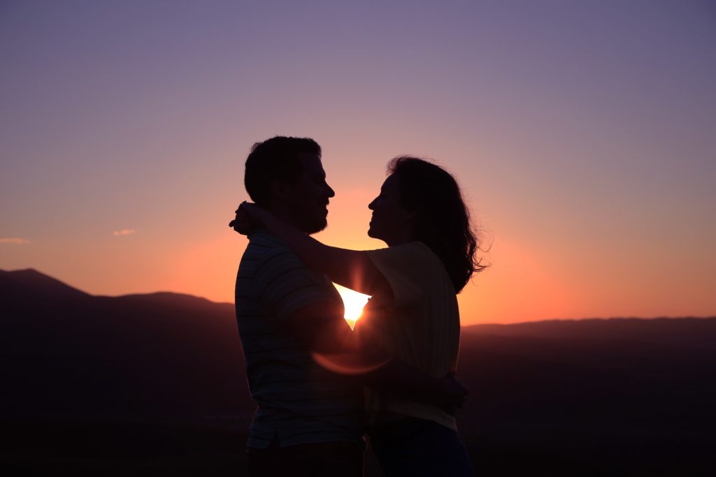 oziel-gomez-l8-0say-aoq-unsplash