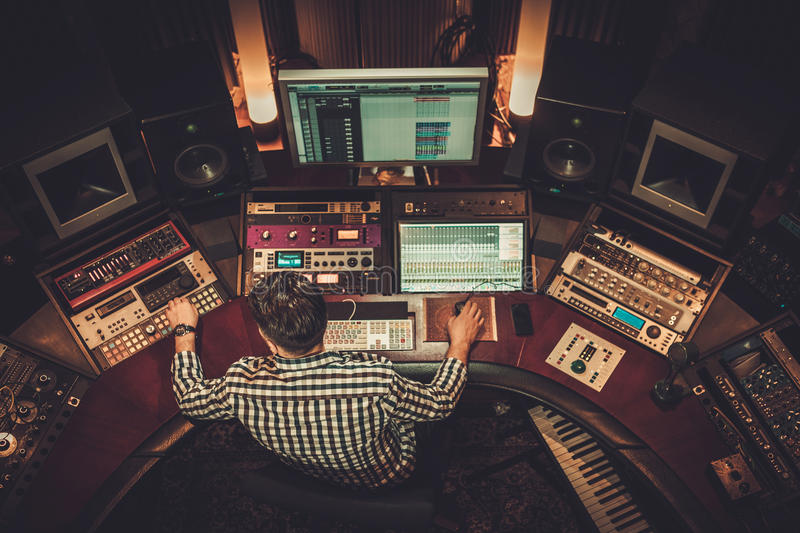 sound-engineer-working-boutique-recording-studio-89472772