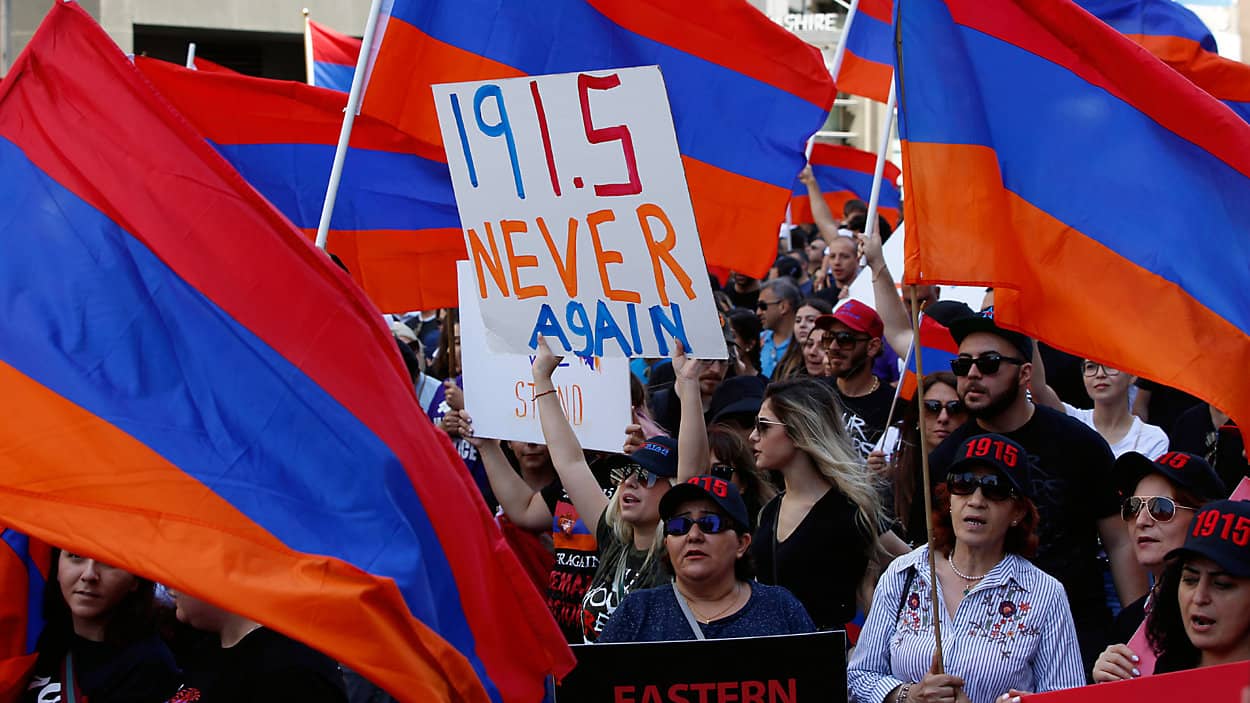 042322_la_armenianamericansmarchduringcommemorationap_04232022