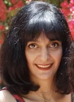 Roxana Rastegar