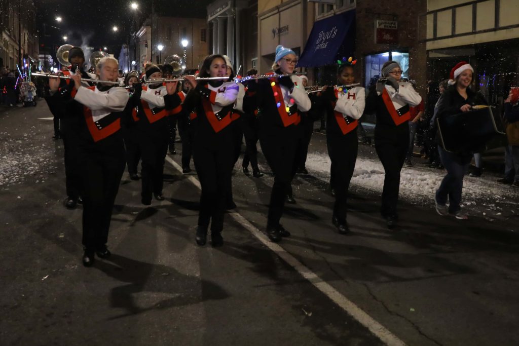 Float Deadline for the Hopkinsville Christmas Parade Extended WHVOFM