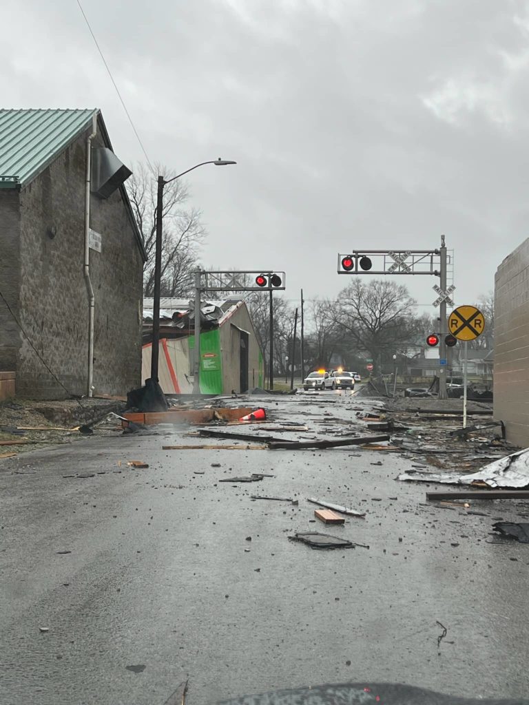 HES Makes Significant Progress Restoring Power After Saturday Storm - Vimarsana News