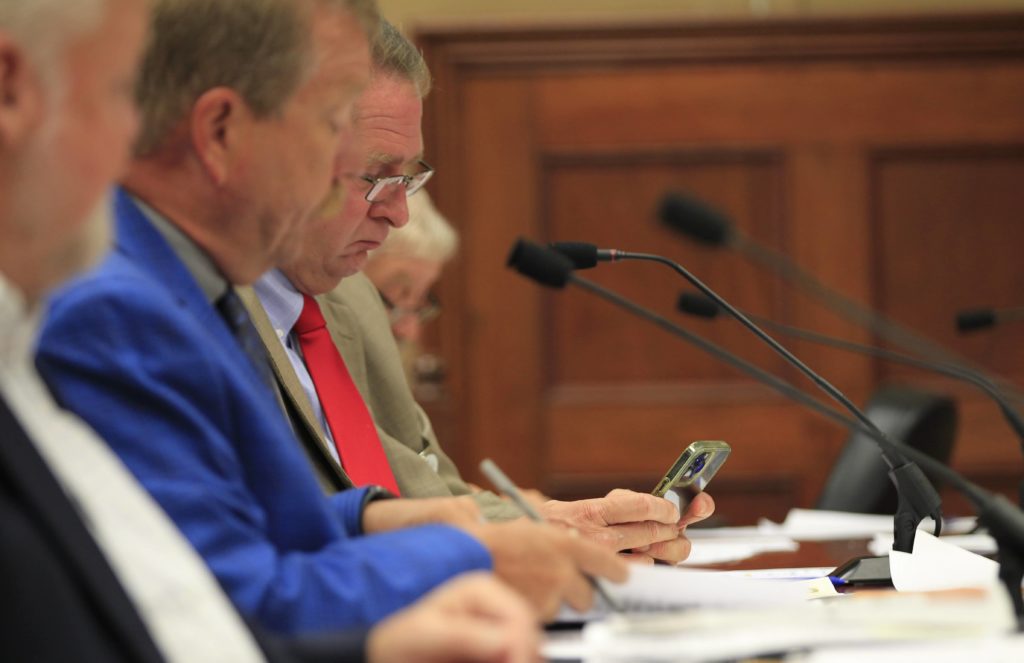Christian County Fiscal Court Lowers Wayne Elgin Road Speed Limit - Vimarsana News