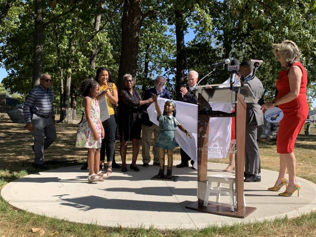 HCC Unveils bell hooks Memorial WHVOFM