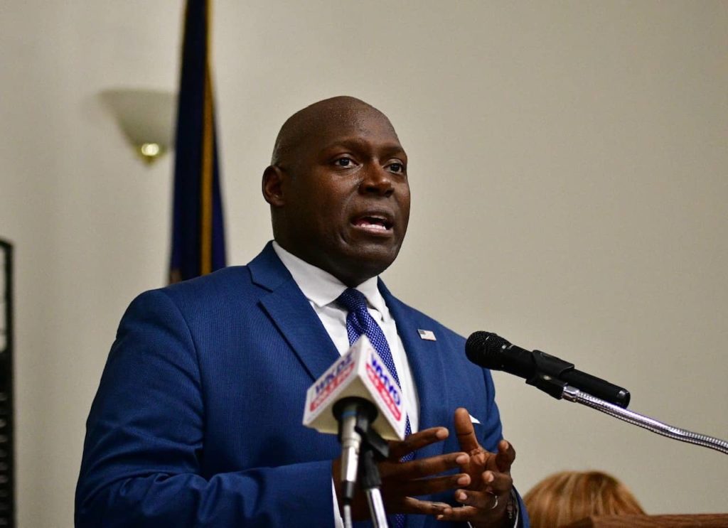 State Democrats Encourage Breathitt Dinner Attendees to Fight for Their Party - Vimarsana News