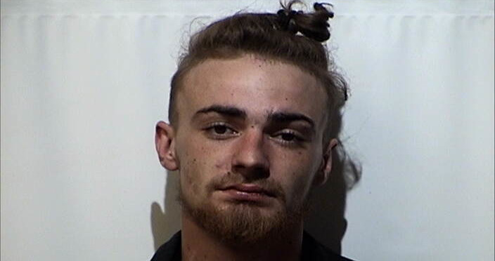Man Charged With Assaulting A Police Officer During Theft Investigation - Vimarsana News