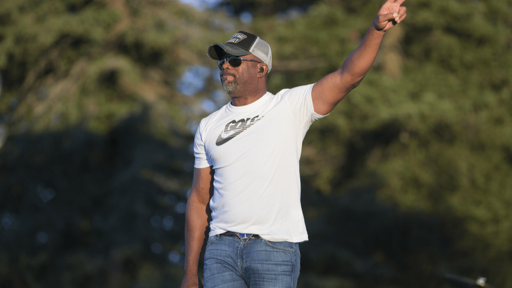Darius Rucker Earns 10th No.1 with 'Beers And Sunshine' 106.9 FM The