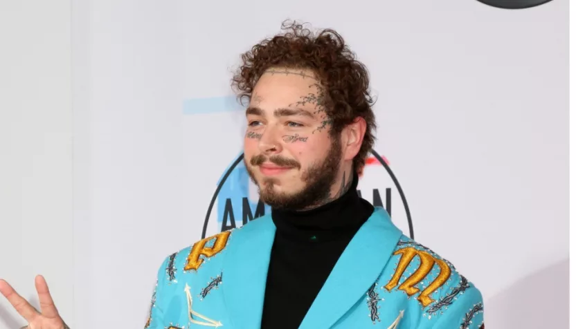 Post Malone at the 2018 American Music Awards at the Microsoft Theater on October 9^ 2018 in Los Angeles^ CA