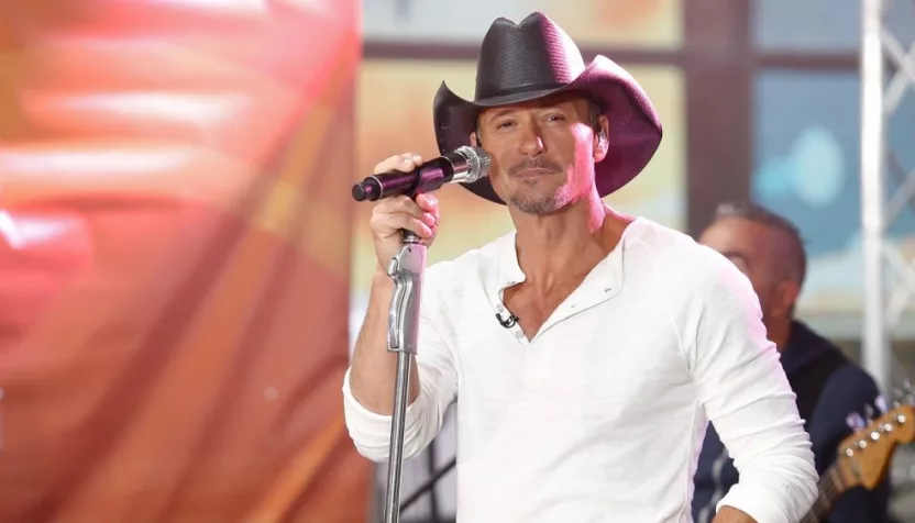 Tim McGraw performs at the Toyota Concert Series on the Today Show at Rockefeller Plaza on May 23^ 2014 in New York City.