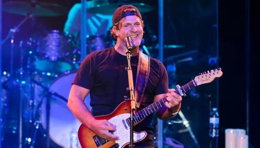 Billy Currington performs at the Paramount on May 10^ 2019 in Huntington^ New York.