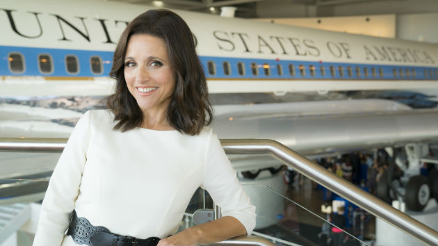 e_julialouisdreyfuss_052118-4