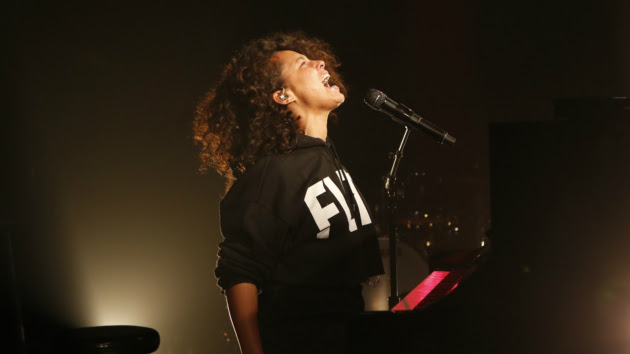 m_aliciakeysjimmykimmellive_021517