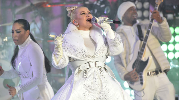 m_christinaaguilera_010719-4