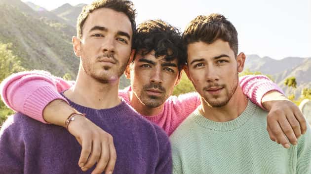 m_jonasbrothers_082619