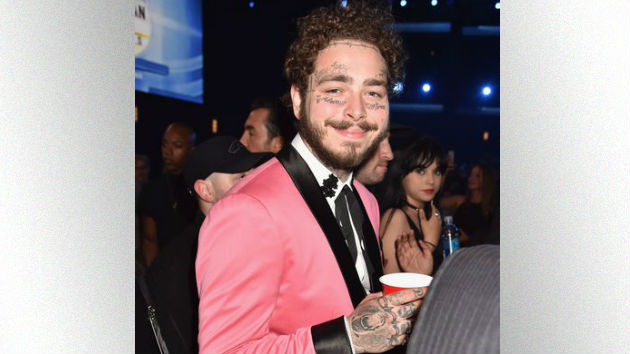 m_postmaloneamas_102418-5