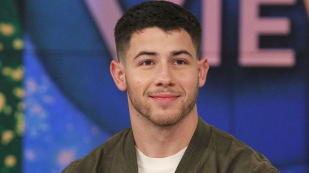 m_nickjonas_080719-2