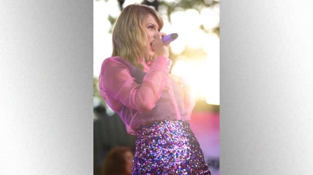m_taylorswift_082719-5