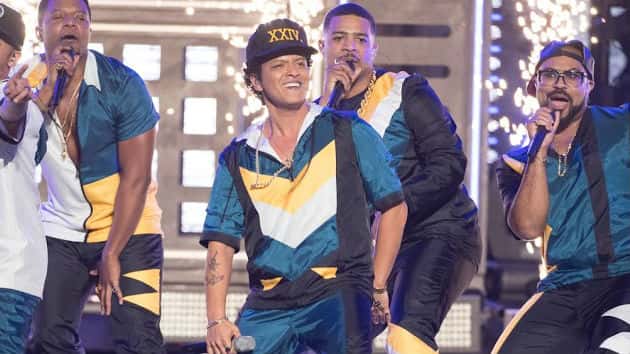 m_brunomars_040119-2