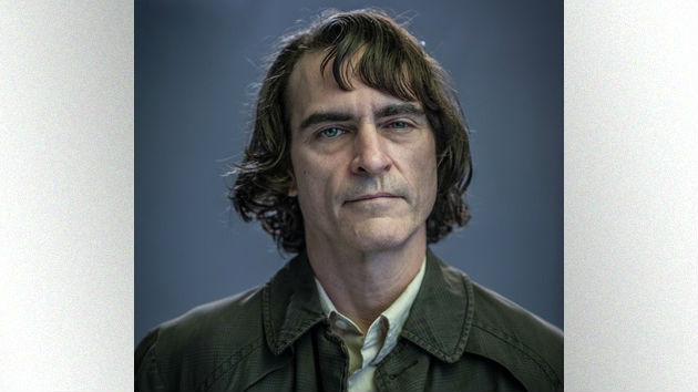 e_joaquin_phoenix_joker_09242018-4