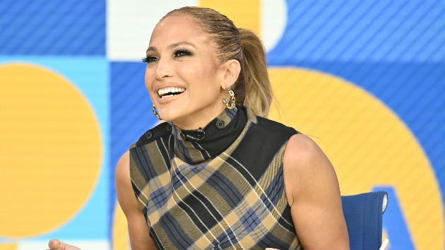 m_jenniferlopez_111919