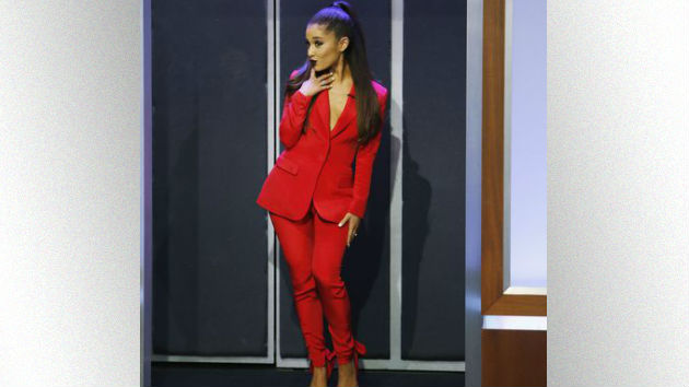 m_arianagrandeonkimmelredsuitstanding_082217-7
