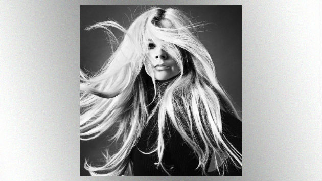 m_avrillavigne_092718-2