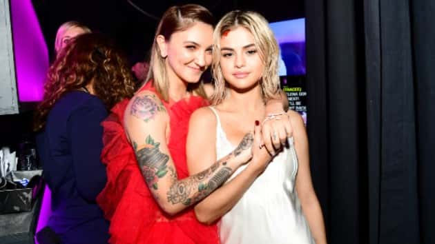 getty_juliaandselena_120619