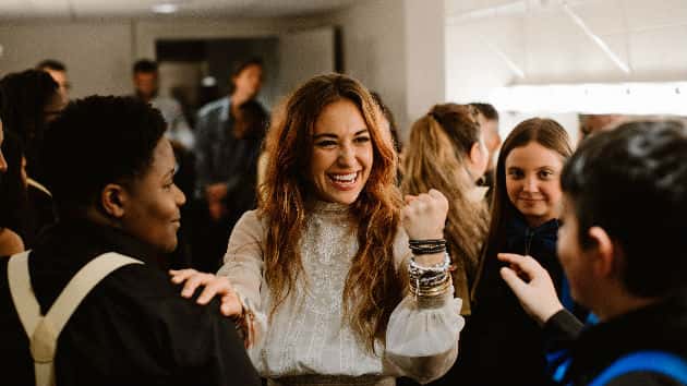 m_laurendaigle_121619