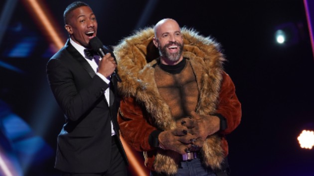 m_daughtrymaskedsinger_121919