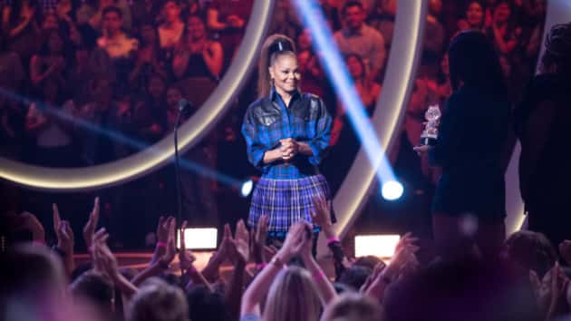 m_janetjackson1_010320