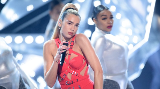 m_dualipaama2_120219-3