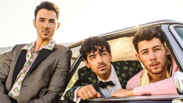 m_jonasbrotherscar_092319-7
