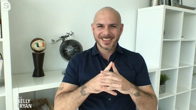 m_pitbullonkelly_042120