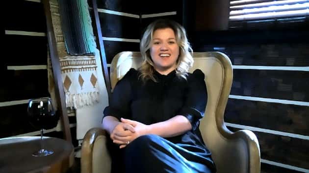 getty_kellyclarkson_050720